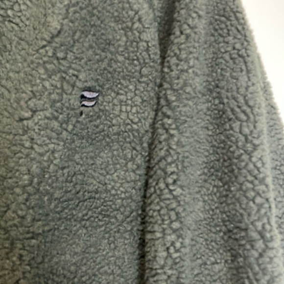Fabletics Cozy Green Fleece Jacket with Black Accents - Picture 3 of 6